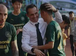 绿城遗憾失利，守口如瓶难以掩饰