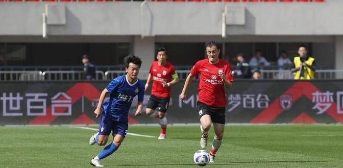 精彩足球演绎逆袭传奇，多名球员表现出色