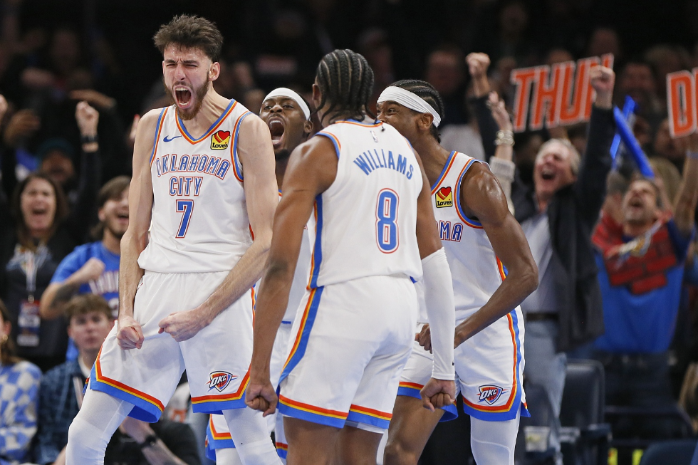 步行者客场逆转雷霆!独行侠中投不中遭绝杀 步行者客场逆转雷霆!独行侠中投不中遭绝杀