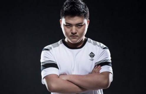 BRO碾压PSG,Uzi关键团战开团秒人强强对话小组赛,引爆全场热议的简单介绍 BRO碾压PSG,Uzi关键团战开团秒人强强对话小组赛,引爆全场热议的简单介绍