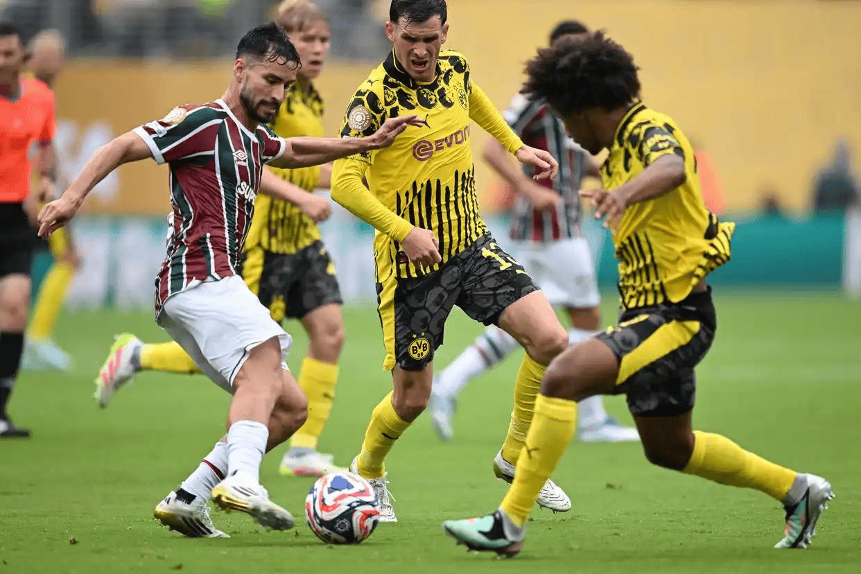 100T碾压DRX,Lehends完成史诗逆转焦点之战2025世界赛,留下经典瞬间的简单介绍 100T碾压DRX,Lehends完成史诗逆转焦点之战2025世界赛,留下经典瞬间的简单介绍