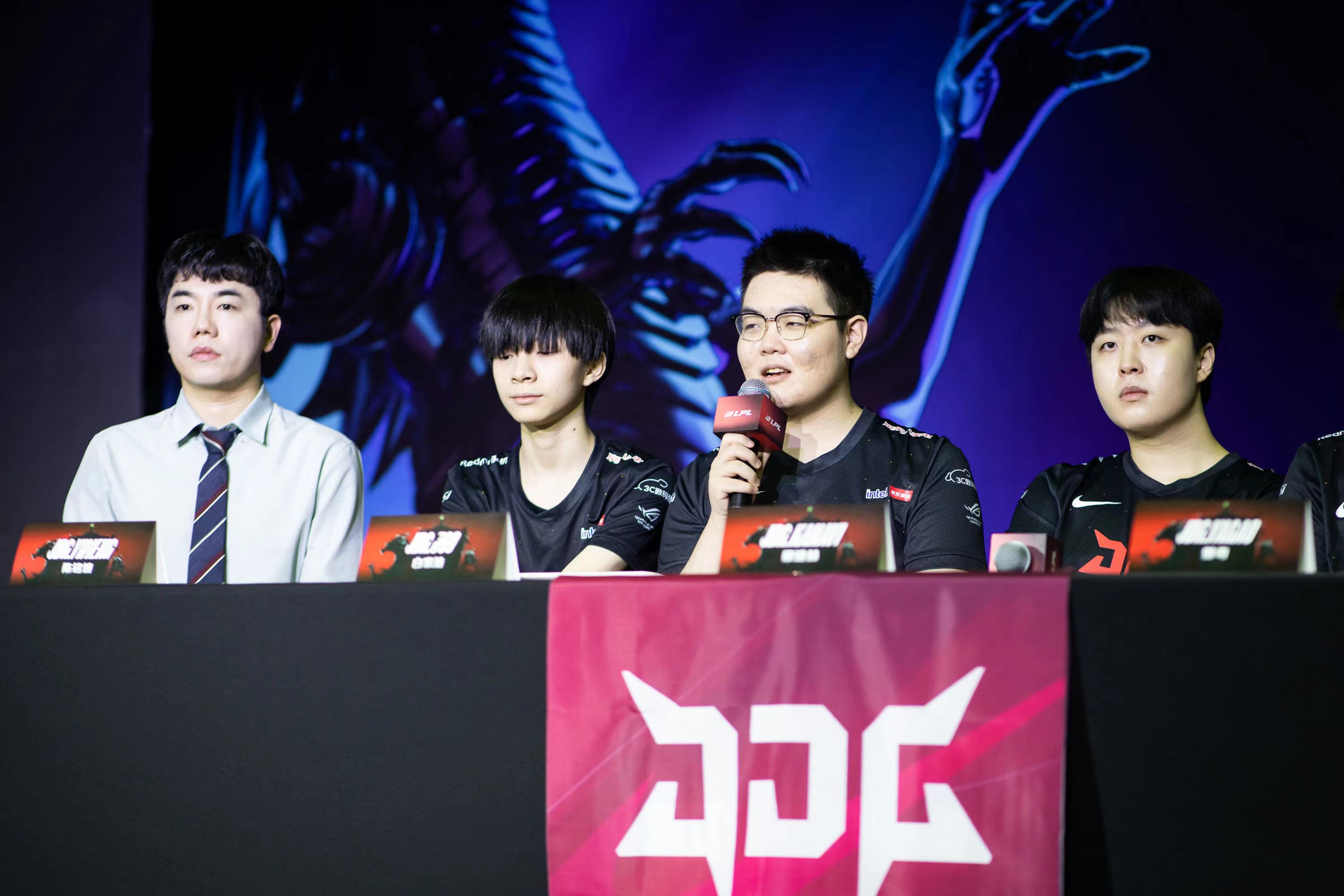 开云体育下载-包含T1轻取C9，Kanavi打出惊人五杀宿敌对决淘汰赛，技惊四座的词条