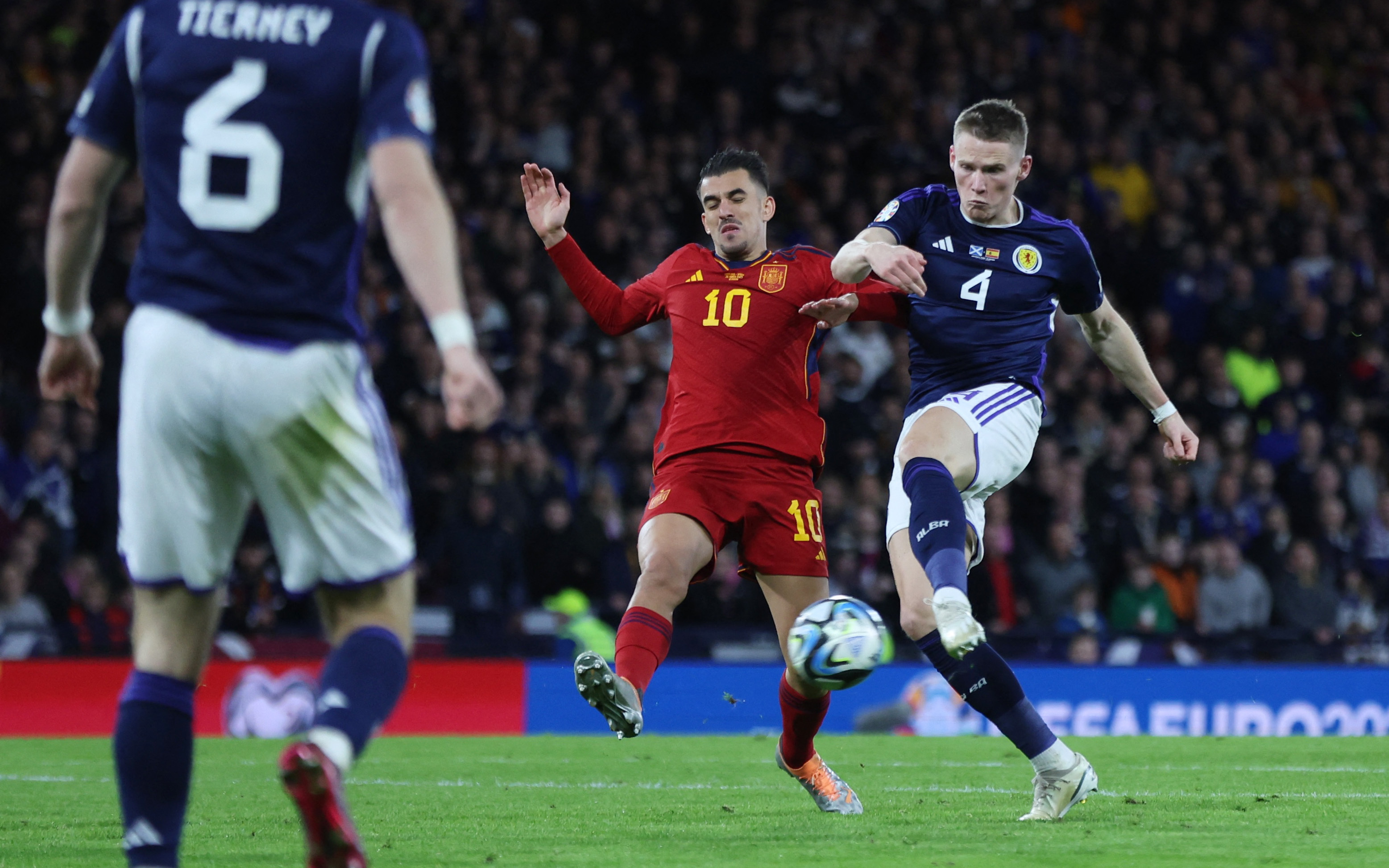 包含西班牙队预选赛轻松晋级,稳定实力备战欧洲杯的词条 包含西班牙队预选赛轻松晋级,稳定实力备战欧洲杯的词条