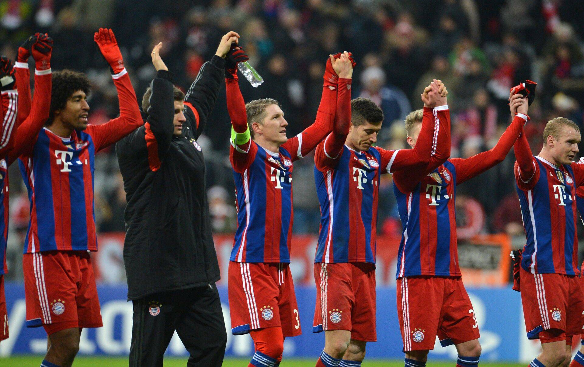 包含拜仁慕尼黑队击败对手,晋级足球赛事八强的词条 包含拜仁慕尼黑队击败对手,晋级足球赛事八强的词条