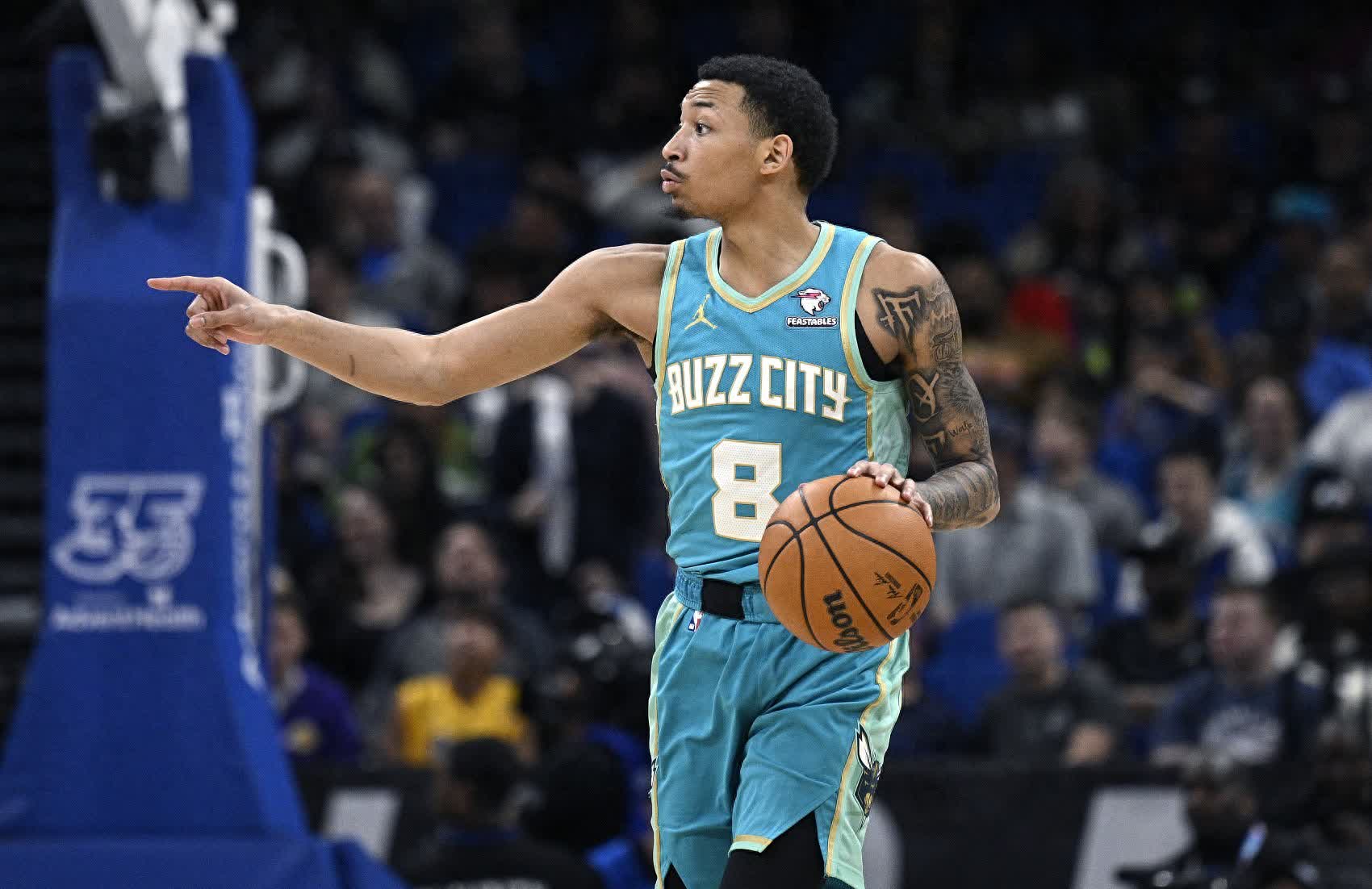 黄蜂胜尼克斯排名冲中间 黄蜂胜尼克斯排名冲中间