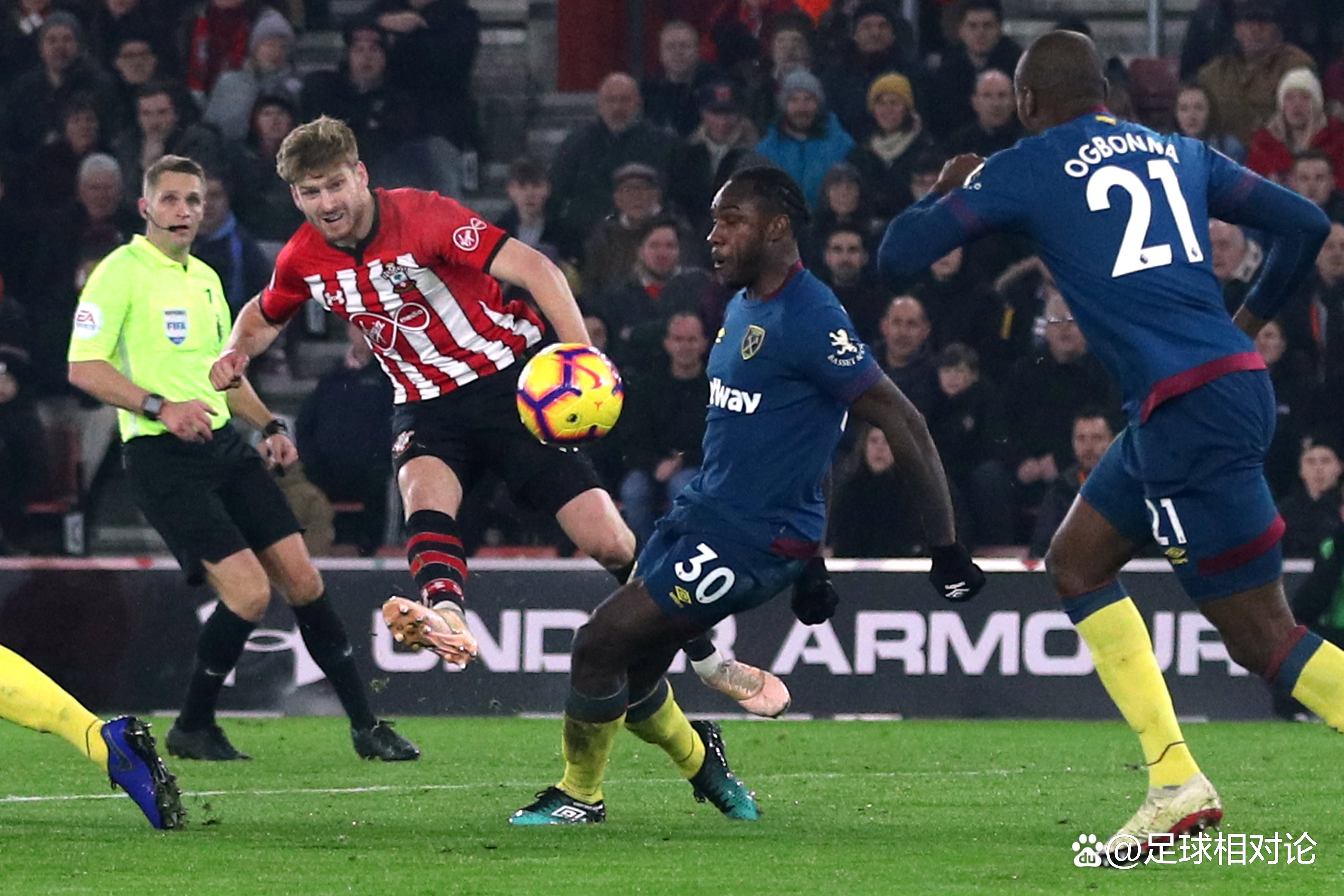 西汉姆联球队调整战术备战下一轮比赛 西汉姆联球队调整战术备战下一轮比赛