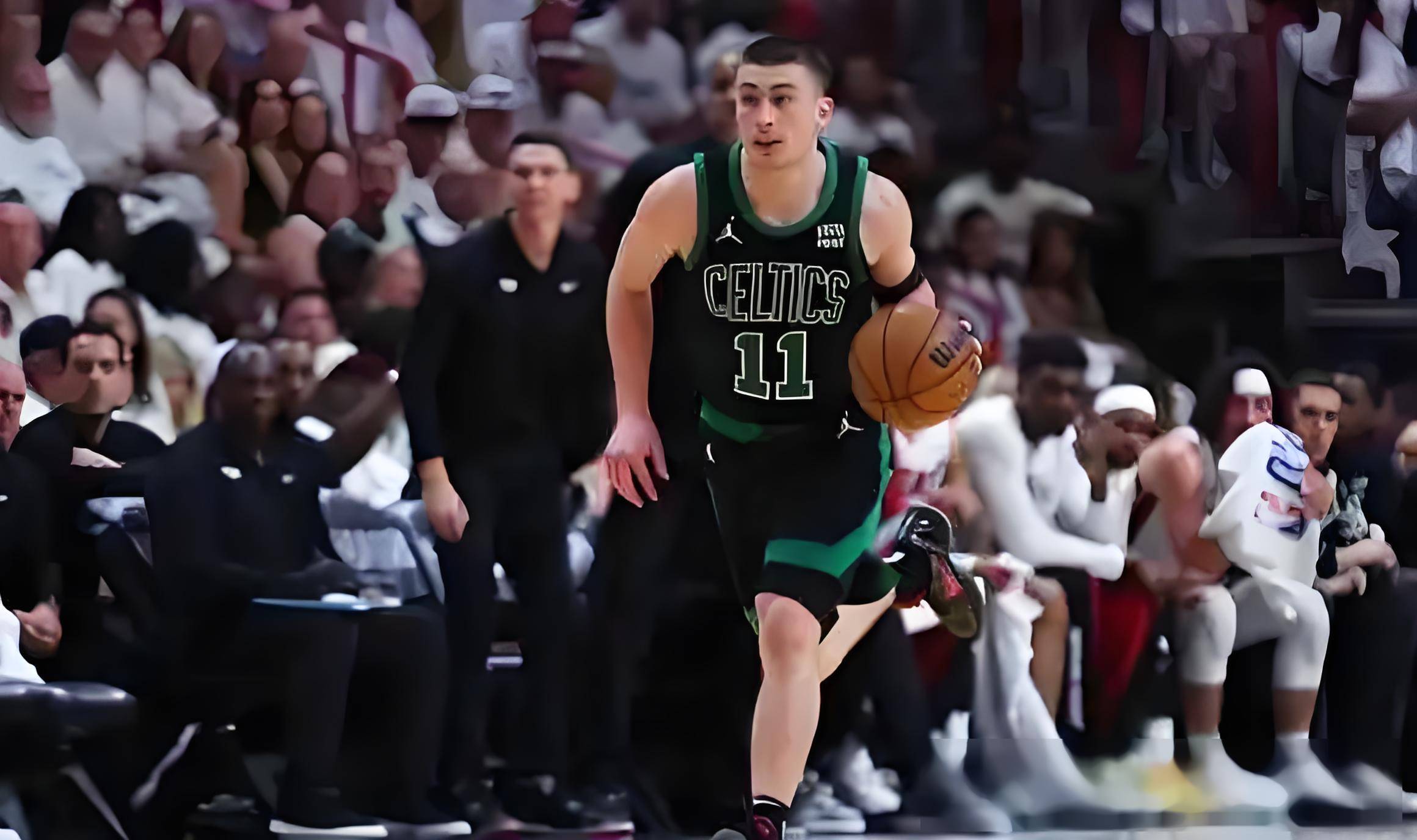 76人击败凯尔特人，系列赛1-1平