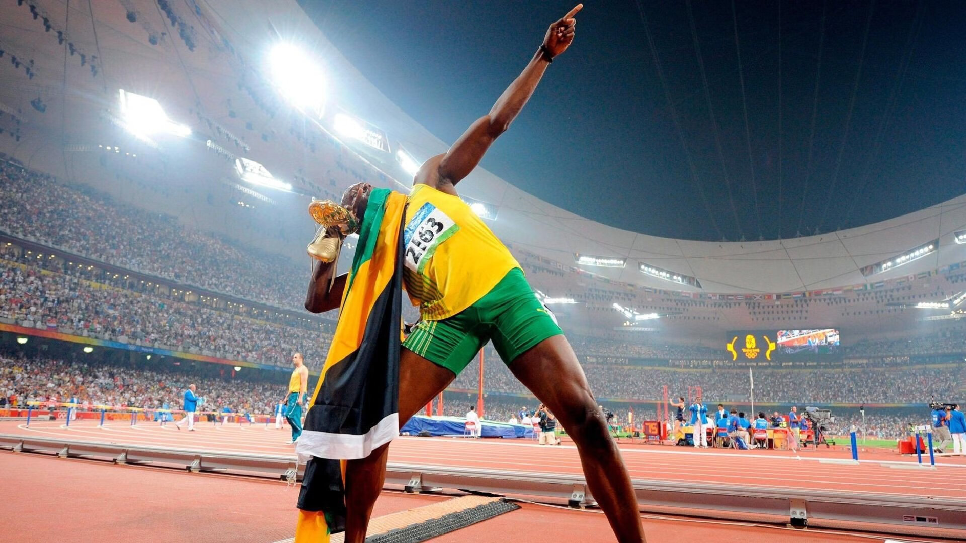 绝杀与高光之间，老将与新秀的足球传承