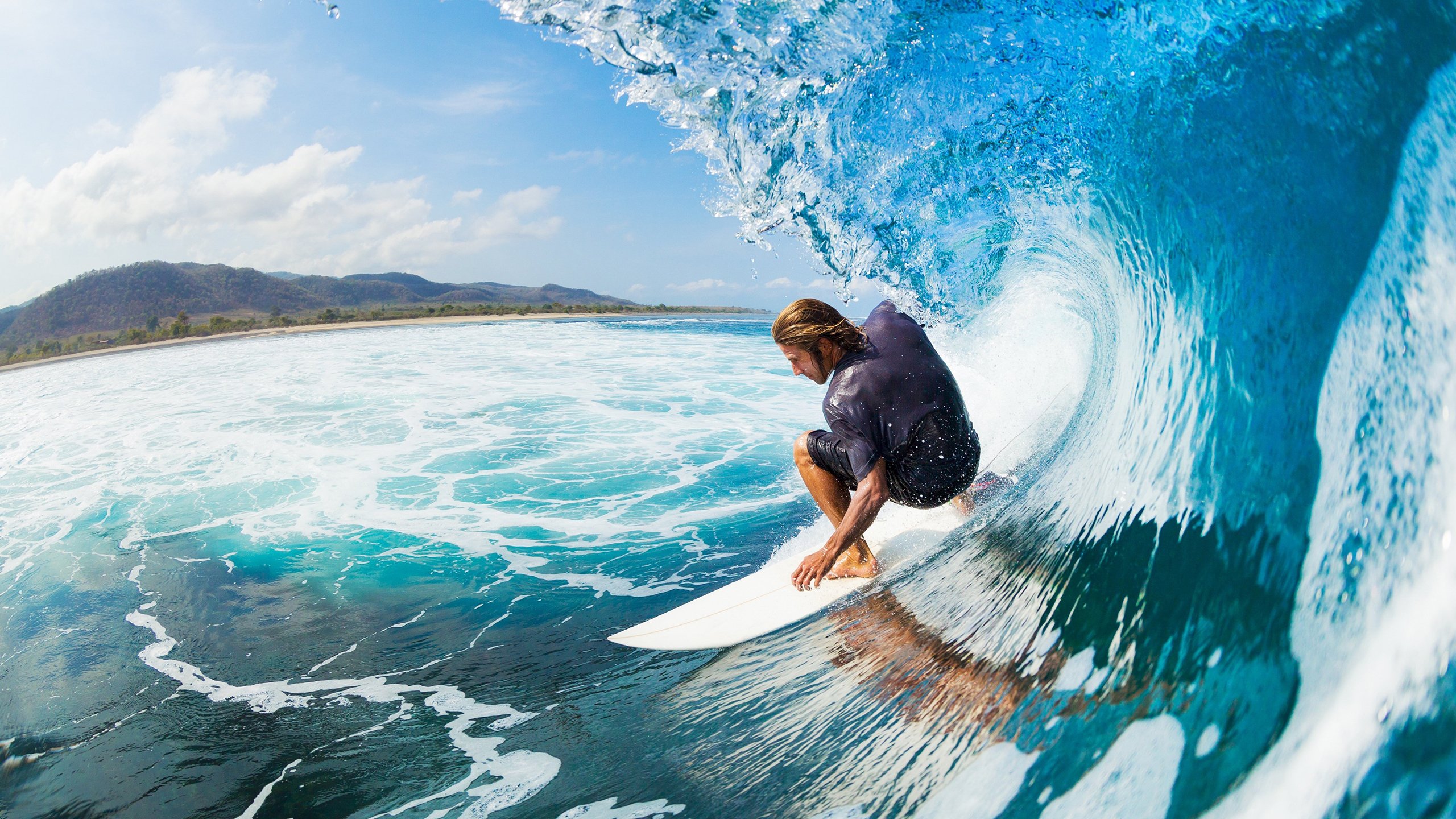 从绝境到传奇，梅德韦杰夫戴杯决胜局救两赛点翻盘，诠释体育史诗的唯一性